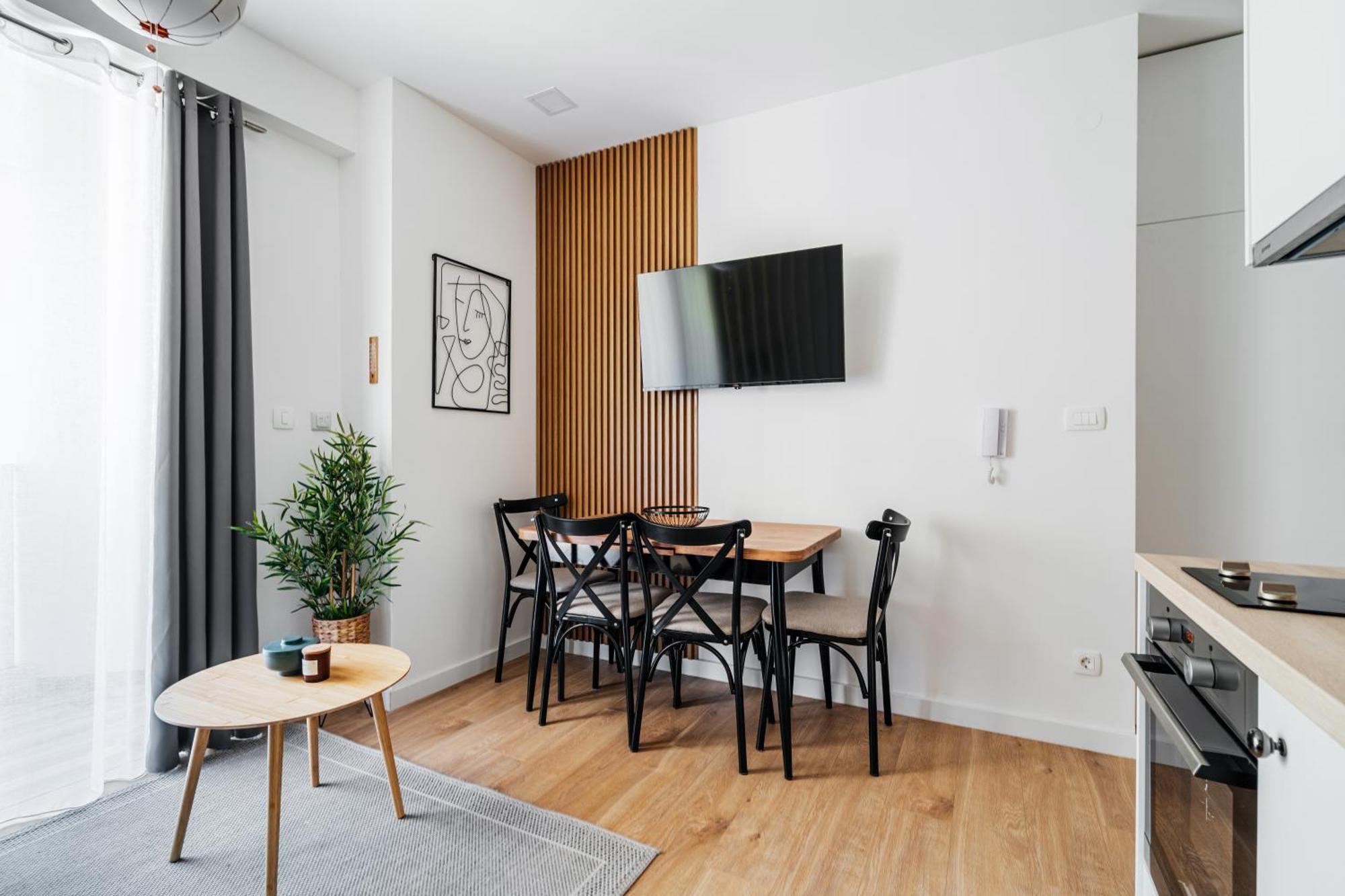 Aura Tower Aparments By In Property Rafailovici Exterior photo
