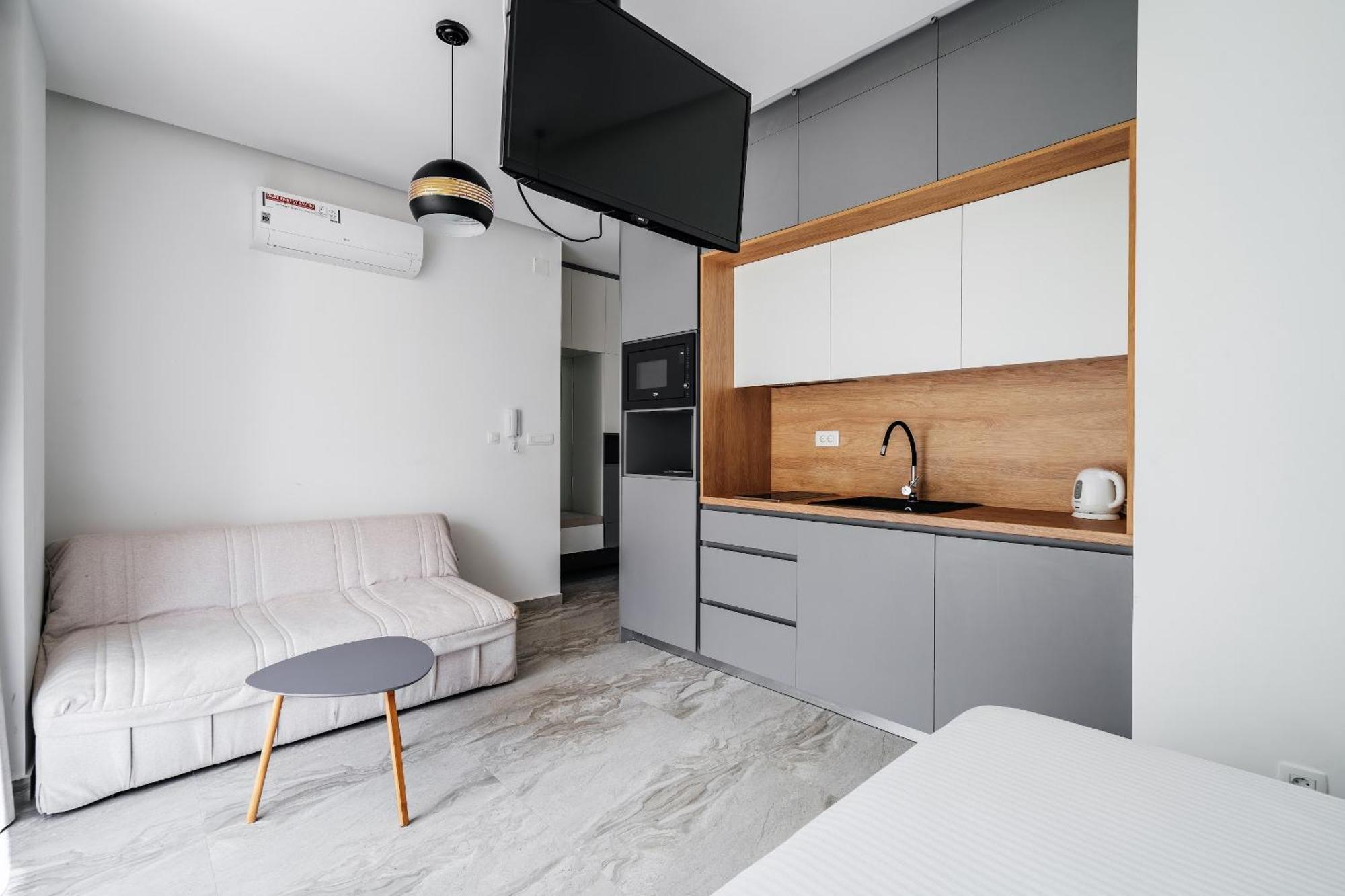 Aura Tower Aparments By In Property Rafailovici Exterior photo